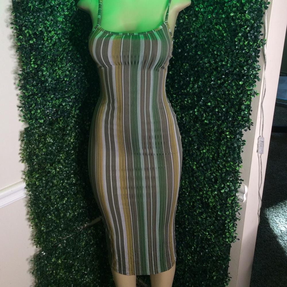 Women’s dress